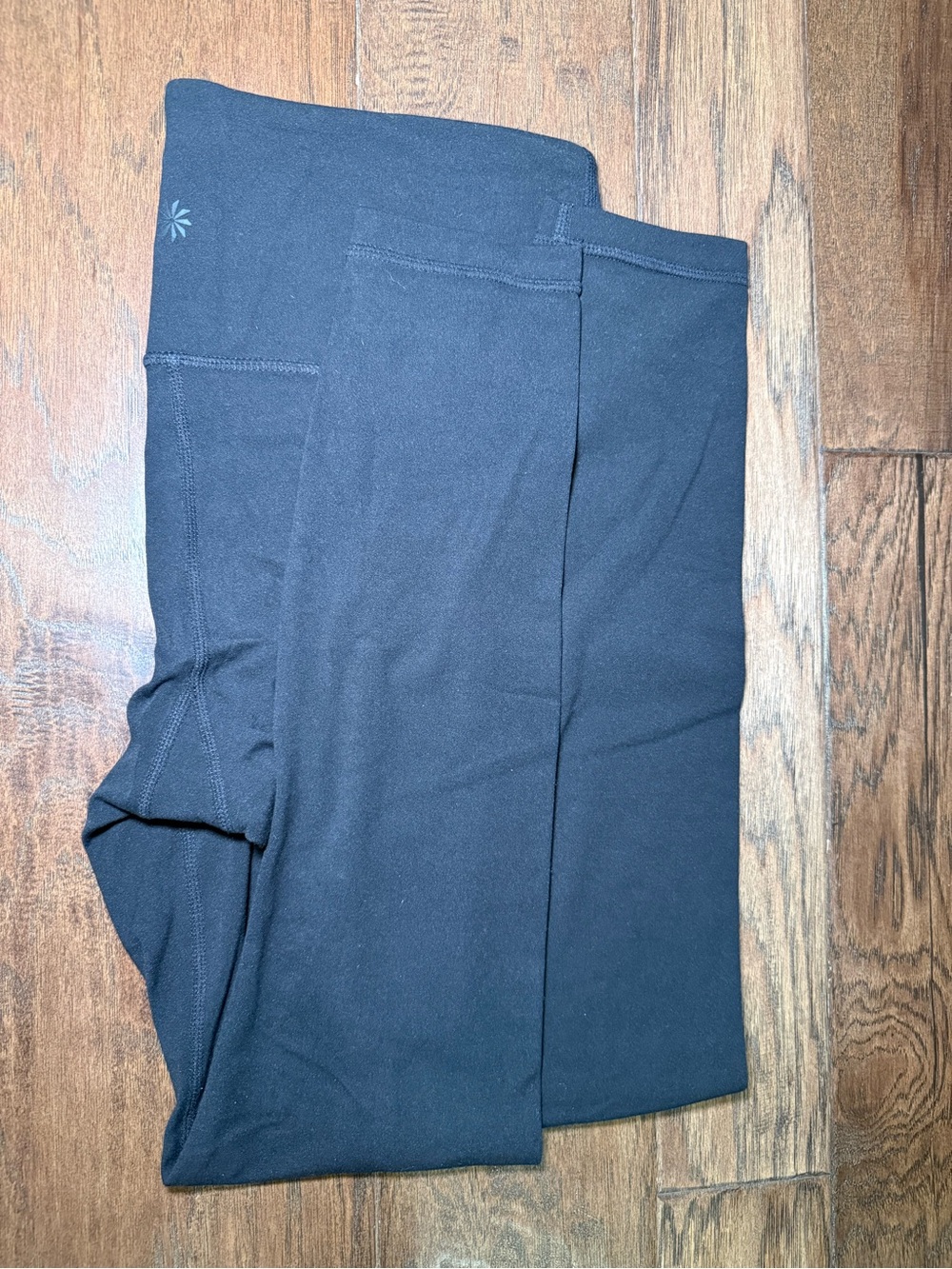 Athleta Elation 7/8 Tights Navy - Size Small